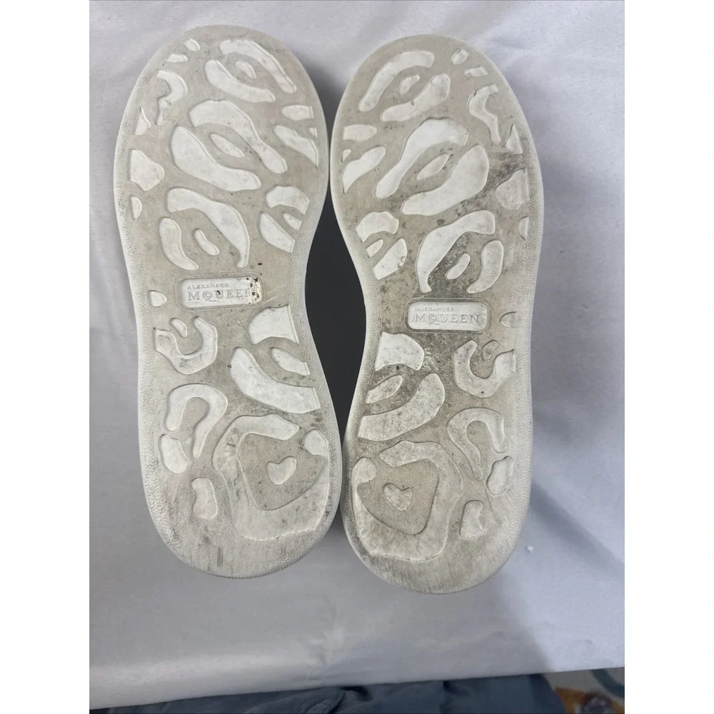 Alexander McQueen Sneaker White And Gold EU Size 44 US 10.5/11 New Shoe Laces